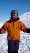 Jedna ze vzcnch fotek, kde mete vidt Charlieho v Norsku na lych!